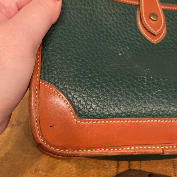 Vintage Dooney & Bourke All-Weather Leather R94 Small Surrey Camera Bag - Picture 10 of 15